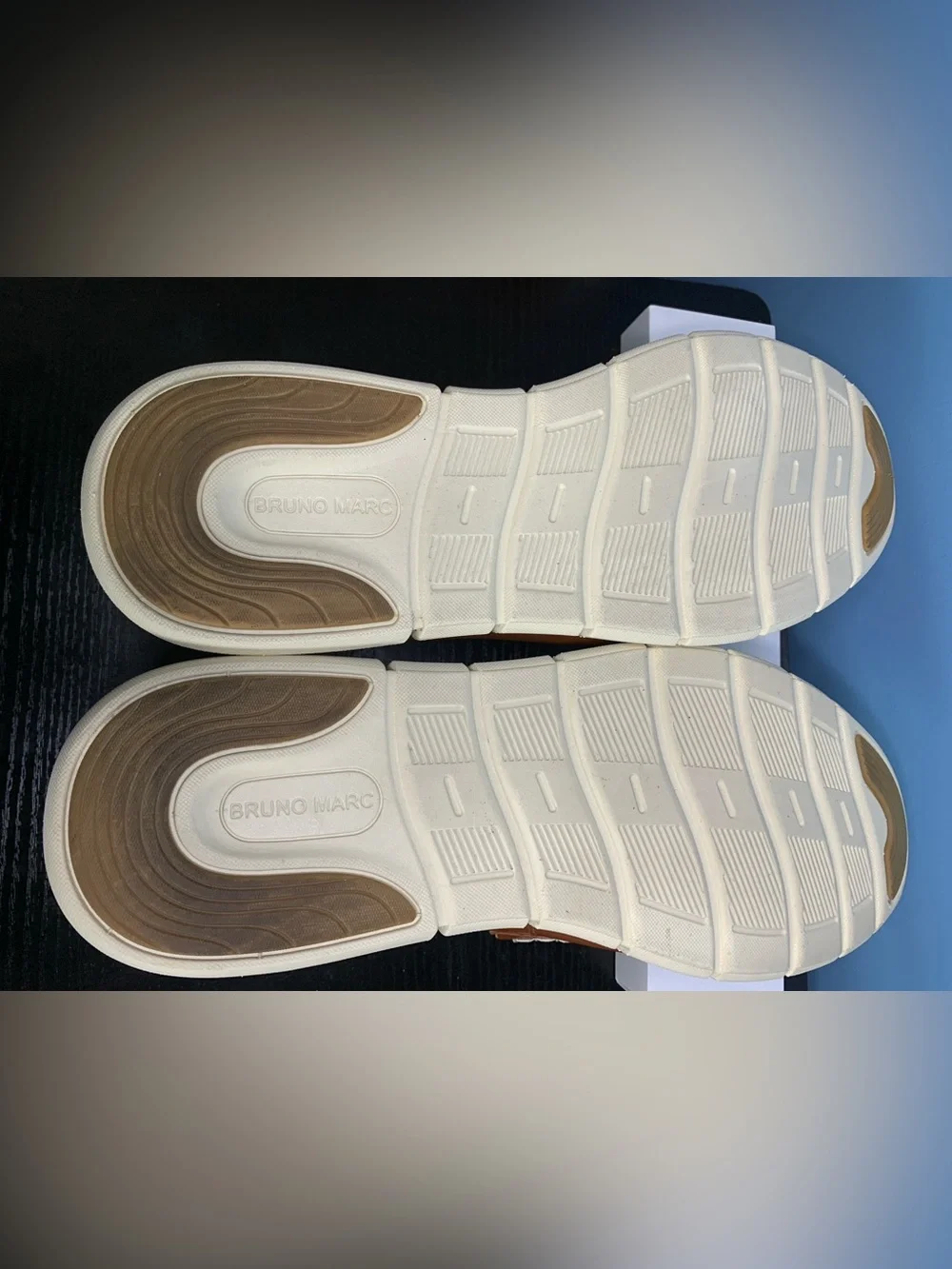 Bruno Marc classic tan